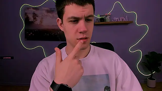 neo raze online show from 04.17.26