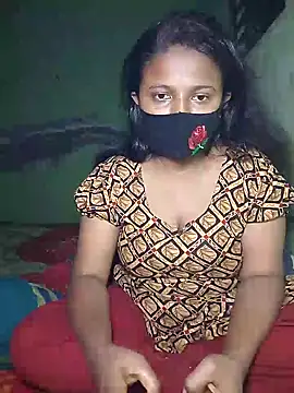 Snapshot of Romantic-Couple999 chatting on 02.01.26 Romantic-Couple999 online show from 02.01.26