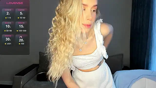 Snapshot of Elysia_kiss chatting on 02.27.26 Elysia kiss online show from 02.27.26