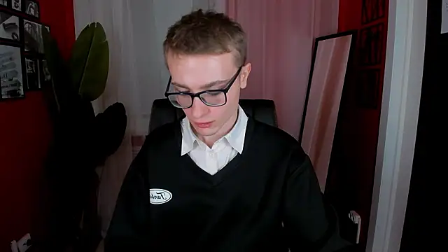 Snapshot of Emmit_Barker chatting on 02.19.26 Emmit Barker online show from 02.19.26