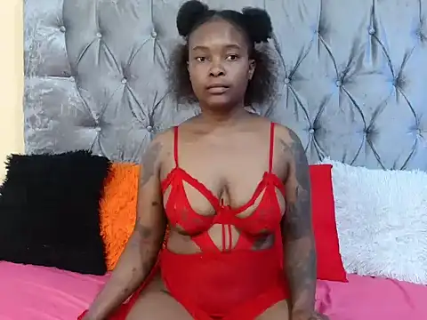 Snapshot of Lavendaxxx chatting on 02.06.26 Lavendaxxx online show from 02.06.26