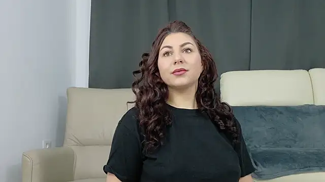 AbellaDesiree online show from 04.04.26