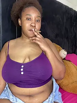 MeekyCurvyAss online show from 05.23.26