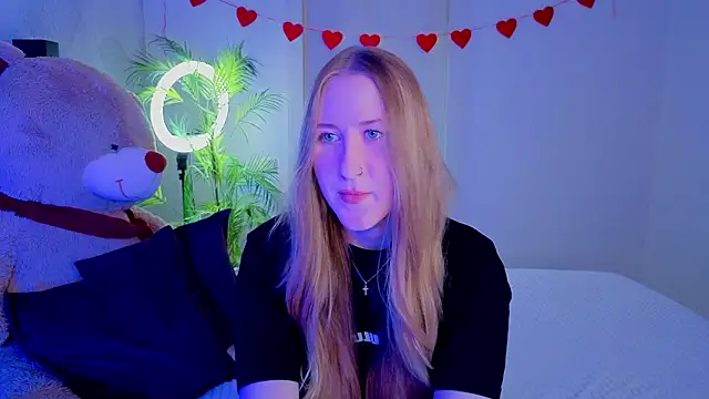 CassieReborn online show from 02.28.26