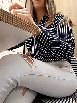 Alexdevil92 online show from 04.17.26