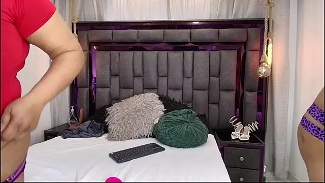 Karina Mendoza online show from 03.08.26