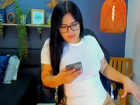 eliza pink24 online show from 02.02.26