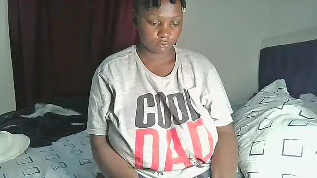 Snapshot of MIlk_Spray_ chatting on 03.04.26 MIlk Spray online show from 03.04.26