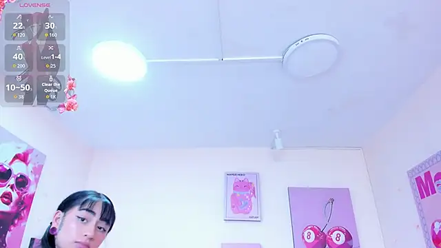 Snapshot of Maddie_Rosee chatting on 02.04.26 Maddie Rosee online show from 02.04.26