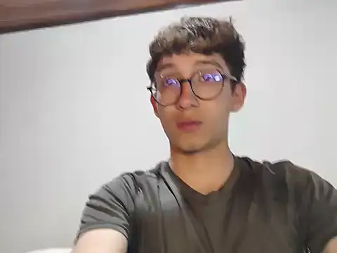 MaxAndNico online show from 02.05.26