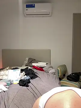 lolaaculaa online show from 02.12.26