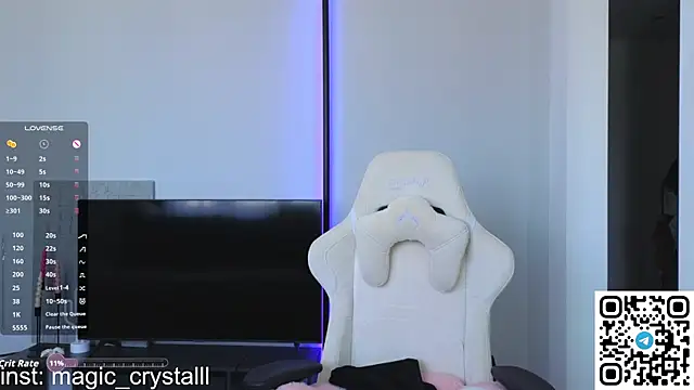 pink flow0 online show from 04.18.26