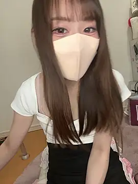 Snapshot of momo_mm chatting on 06.26.26 momo mm online show from 06.26.26
