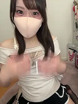 Snapshot of momo_mm chatting on 07.20.26 momo mm online show from 07.20.26