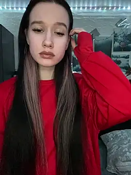 Carolina G0lden online show from 03.31.26