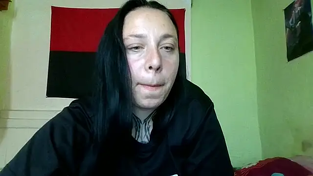 Snapshot of MillaSourety chatting on 06.13.26 MillaSourety online show from 06.13.26