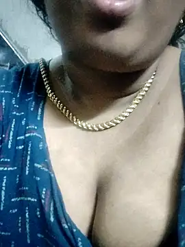 Snapshot of Tamil_Devasri chatting on 04.02.26 Tamil Devasri online show from 04.02.26