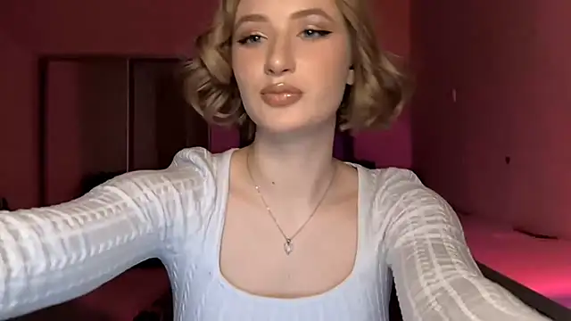 Snapshot of DeliciaBagnoli chatting on 02.24.26 DeliciaBagnoli online show from 02.24.26