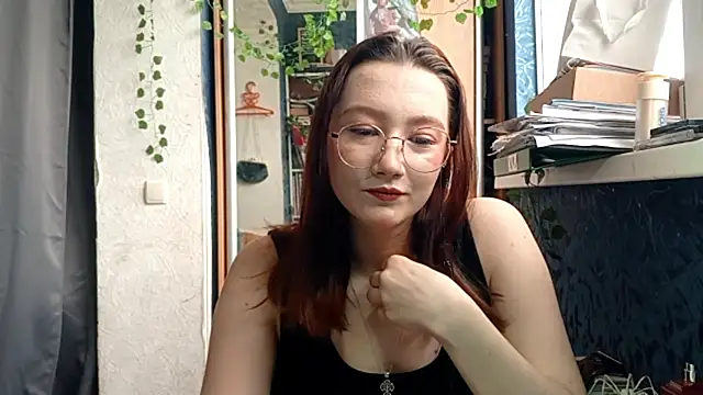 PhoebePalmer online show from 04.18.26
