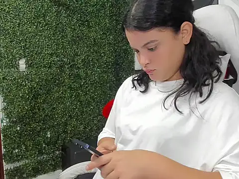 Snapshot of Andrea_girlx chatting on 02.17.26 Andrea girlx online show from 02.17.26