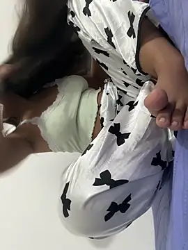 Snapshot of Baby_morena12 chatting on 02.02.26 Baby morena12 online show from 02.02.26