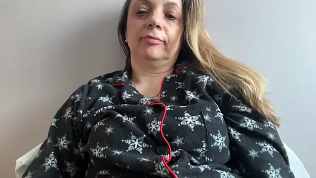 ShyFlameLive online show from 02.13.26