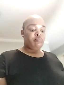 Snapshot of NAUGHTYSQUIRTER21 chatting on 02.06.26 NAUGHTYSQUIRTER21 online show from 02.06.26