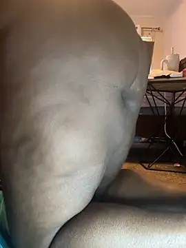 theetashelly online show from 04.30.26