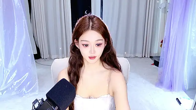 Dancer Lucky-Nini online show from 02.28.26