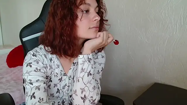 Snapshot of Eva_Avea chatting on 05.21.26 Eva Avea online show from 05.21.26