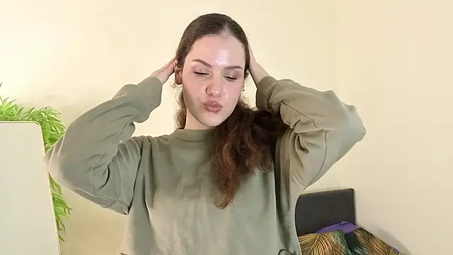 Lili Torin online show from 02.11.26