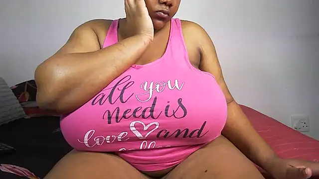 Snapshot of Suger-Boobs chatting on 06.28.26 Suger-Boobs online show from 06.28.26