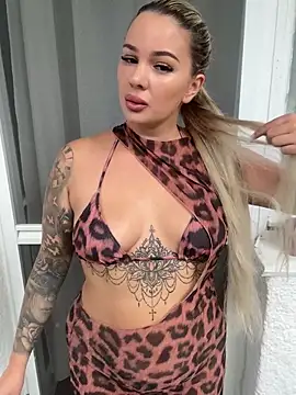 sexybatwomen33 online show from 06.04.26