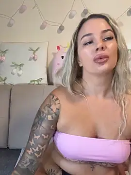 sexybatwomen33 online show from 06.11.26