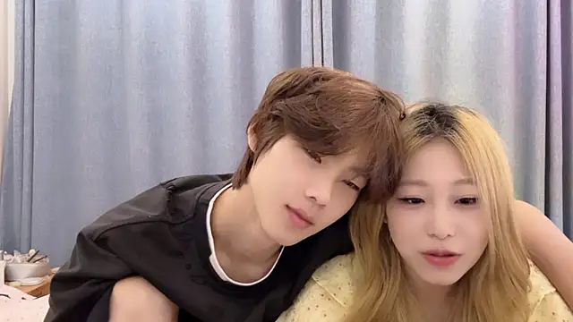 SM JIAJIA ZL online show from 08.01.26