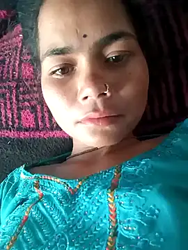 Snapshot of Sunali_Bendre chatting on 06.10.26 Sunali Bendre online show from 06.10.26