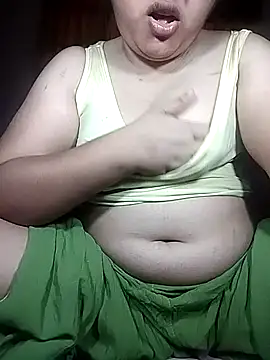 x -hot online show from 04.18.26