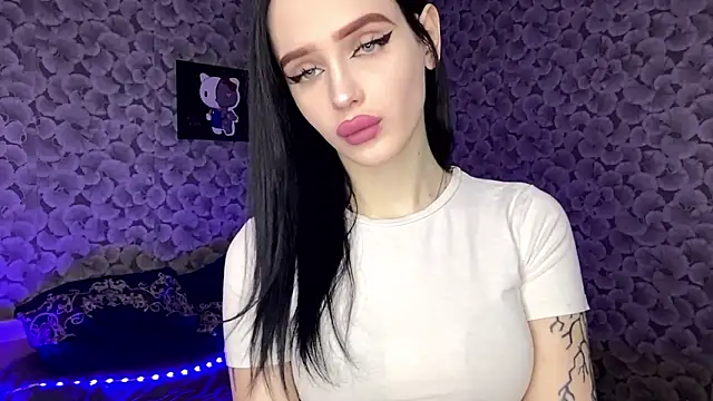 IeshaOsorio online show from 03.12.26