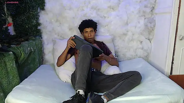 Snapshot of Walkers05 chatting on 03.02.26 Walkers05 online show from 03.02.26