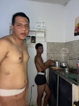 Snapshot of Loaisn chatting on 02.18.26 Loaisn online show from 02.18.26