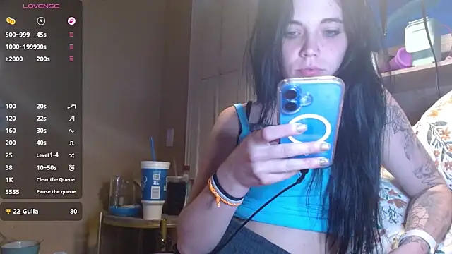 Snapshot of ahungkittykat chatting on 05.19.26 ahungkittykat online show from 05.19.26
