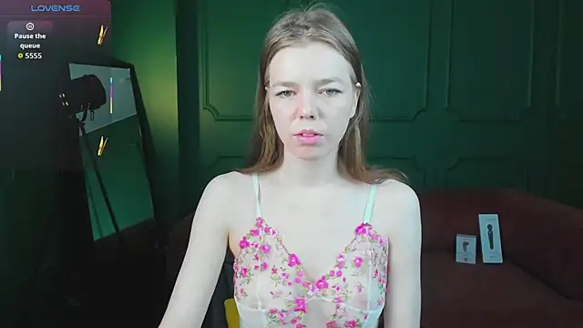  Tina Tayllor  online show from 04.12.26