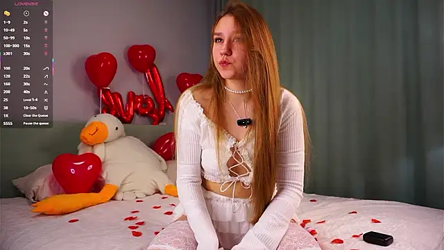 Snapshot of ShantellAngulo chatting on 02.13.26 ShantellAngulo online show from 02.13.26