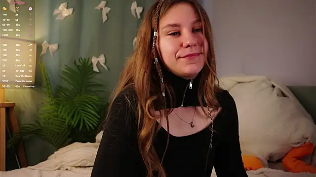 Snapshot of ShantellAngulo chatting on 06.18.26 ShantellAngulo online show from 06.18.26