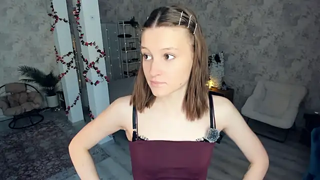 LianneBynon online show from 02.18.26