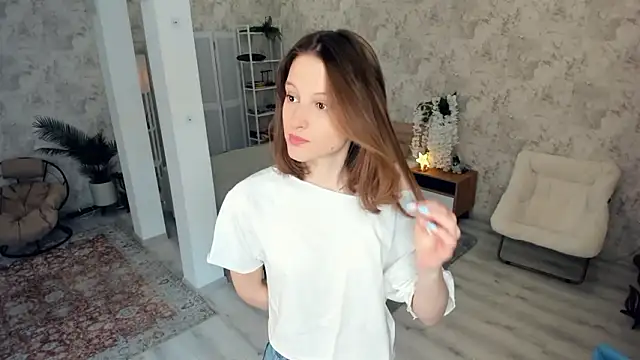 LianneBynon online show from 02.22.26