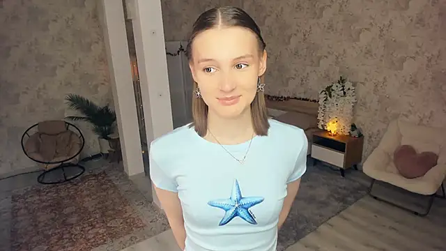 LianneBynon online show from 04.17.26