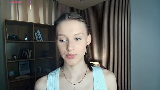 LianneBynon online show from 07.19.26