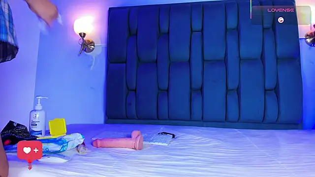 Bria James online show from 04.01.26