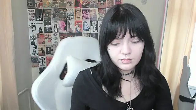 Emma Darkkk online show from 02.08.26